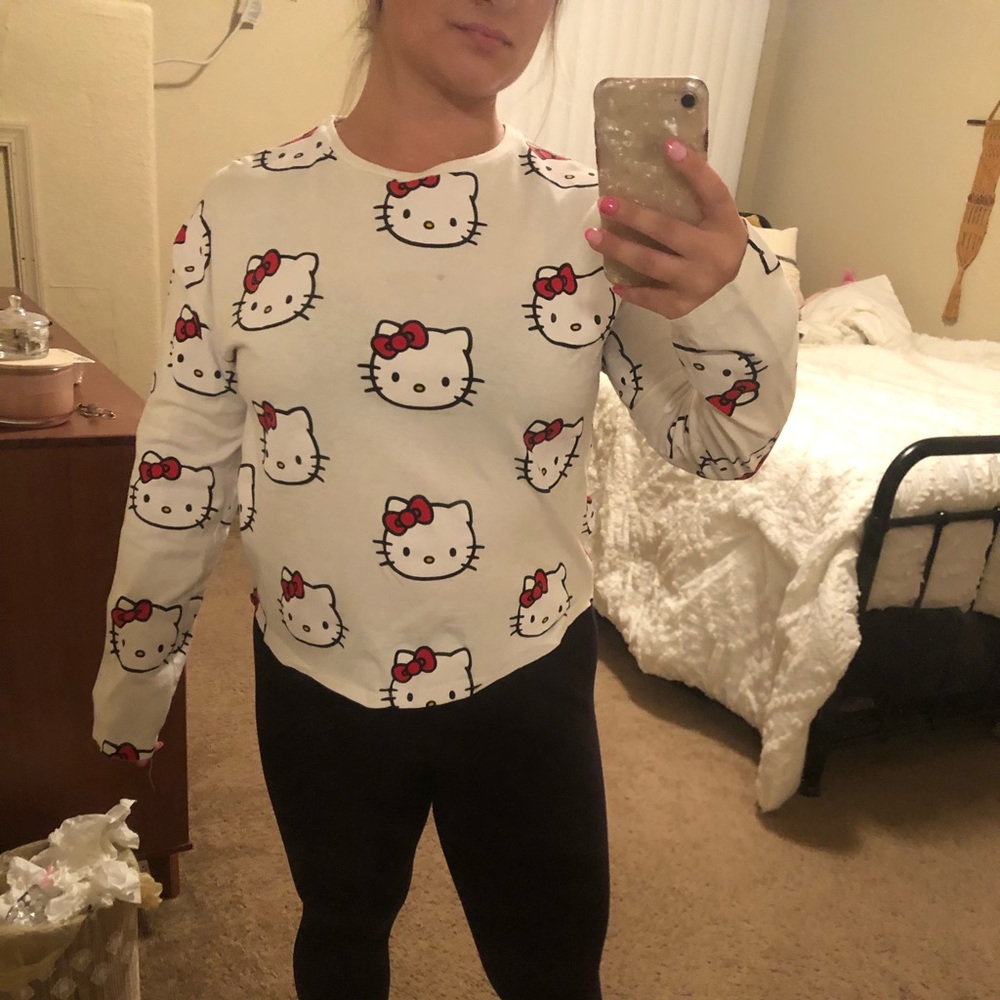 Hello Kitty long sleeved t shirt